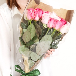 【農家直送 お誕生日に贈るバラの花束10本〜】